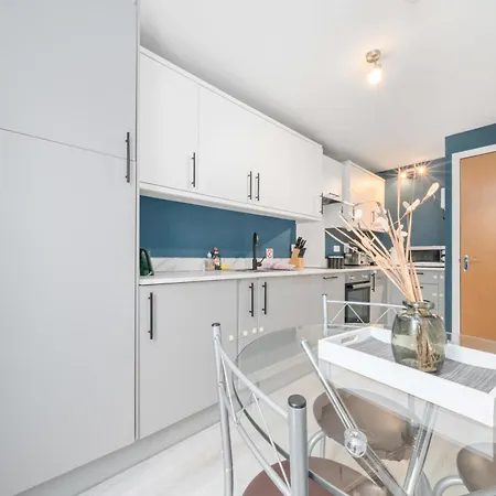 Saughton With Views Of Water Of Leith 度假居 *