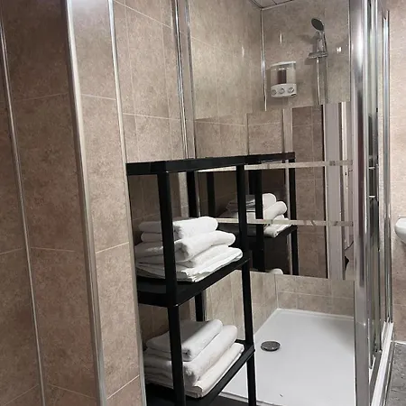 Modern Flat Near Centre! Apartment