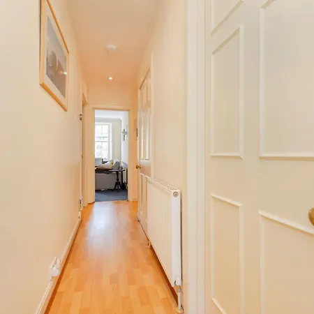 Apartmán Joivy Gorgeous 2-bed Flat Near Castle