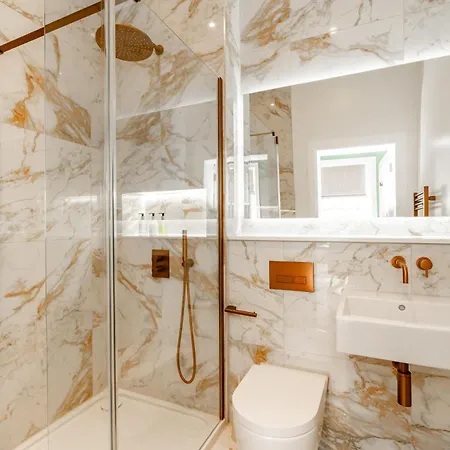 Апартаменты Dragon Luxury At 9 Albyn Place Эдинбург