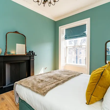Dragon Luxury At 9 Albyn Place Апартаменты *