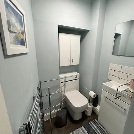 Apartament Spacious 2-bedroom In Spylaw Park *