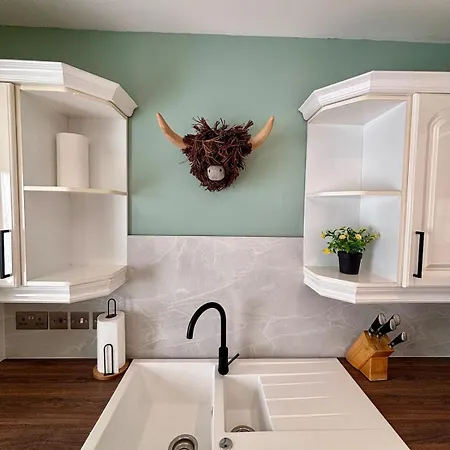 The Wheel House - Private Front Door And Free Parking Appartamento *