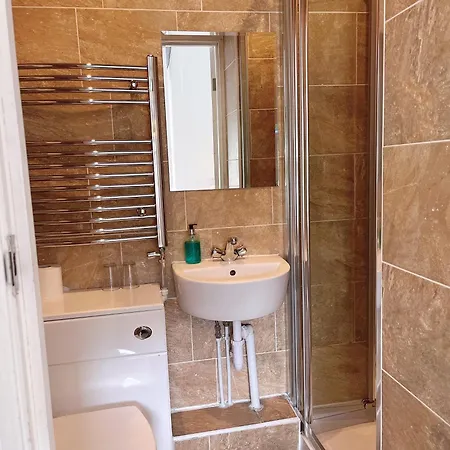 Allison House 16 Гостевой дом 4*