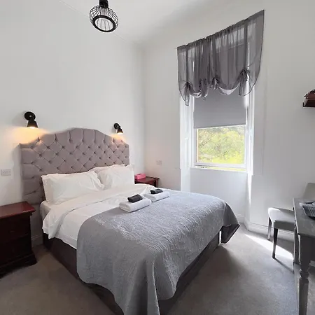 Allison House 16 Гостевой дом 4*