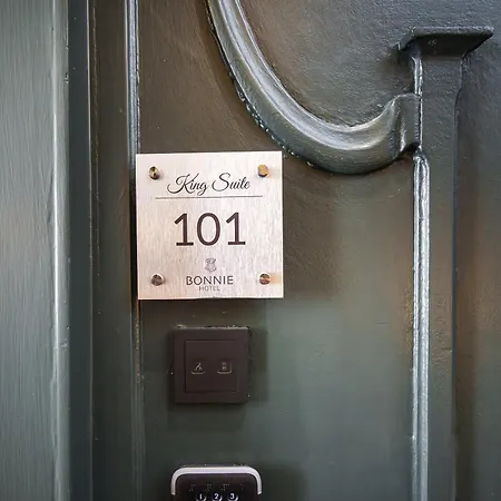 Hotel Bonnie Haymarket 4*