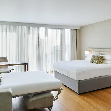 By Marriott Ξενοδοχείο