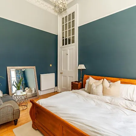 Stunning Flat, New Town, - Perfect Location * Edinburgh