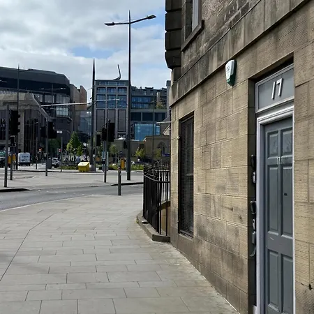 Picardy Place