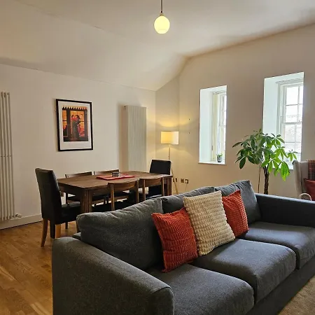 Apartment Quartermile Cosy Nest *