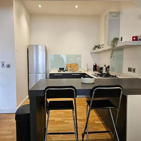 Quartermile Cosy Nest Apartment Edinburgh