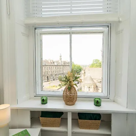 公寓 Stylish 3 Bed New Town - Traquair *