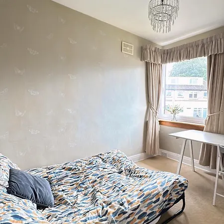 Heart Of Edinburgh- Near Portobello *