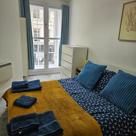 Flat In Old Town - Amazing Location شقة