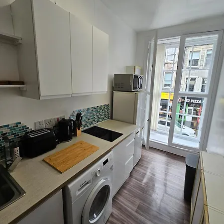 Flat In Old Town - Amazing Location إدنبرة