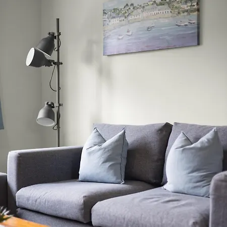 Modern Flat Near Murrayfield Stadium, Sleeps 4 * エディンバラ