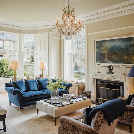 Private And Prestigious Luxury Nyaraló *