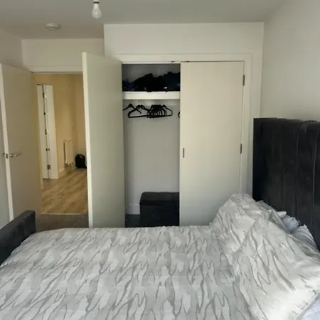 1 Bedroom Flat