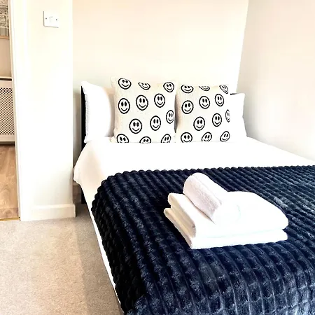 Heart Of The City- 3 Bedroom Oasis Edinburgh