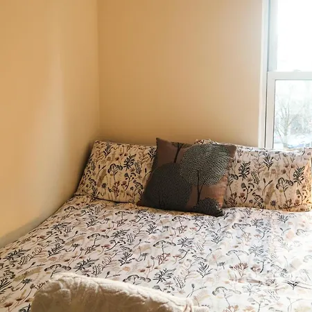 Three Bedrooms Flat In Old Town Appartamento *