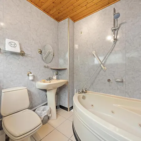 Strathalmond 4 Bedroom House - Εδιμβούργο