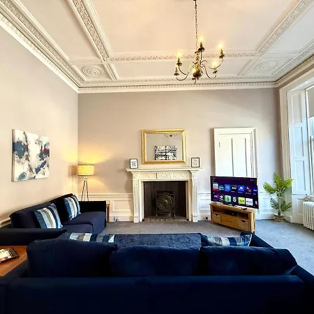 New Town Luxury 1 Bed