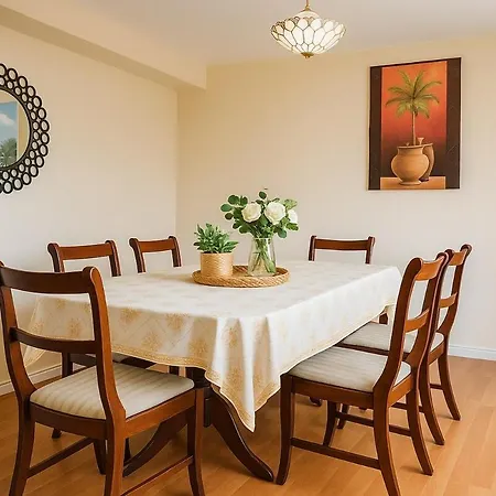 Modern 2br Flat With Ensuite, Balcony, Free Parking * Edinburgh