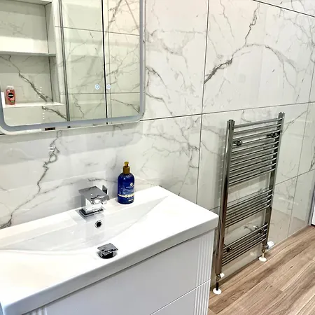 Apartment The Handy Hub Luxury Victorian - Fast Wifi &