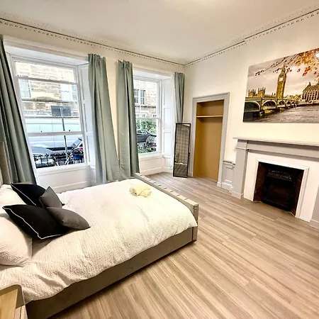 The Handy Hub Luxury Victorian - Fast Wifi & * Edinburgh