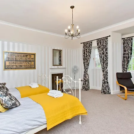 Luxury-3-bedroom Ramsay Garden Next To Castle Appartamento