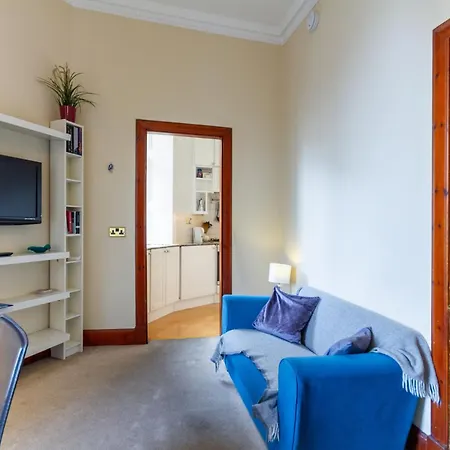 Lägenhet Historic 3bd Flat In Old Town Edinburg