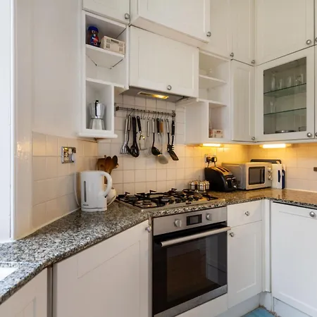 Lägenhet Historic 3bd Flat In Old Town