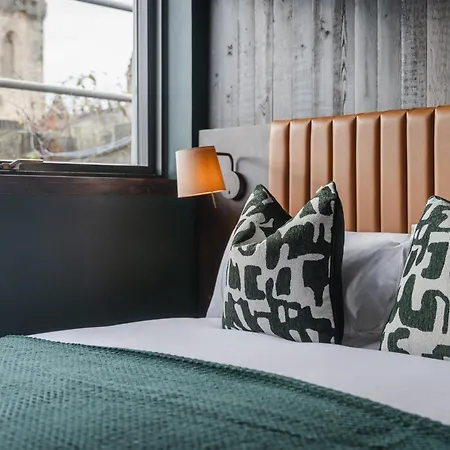 Code - The Court, Hostel Edinburgh