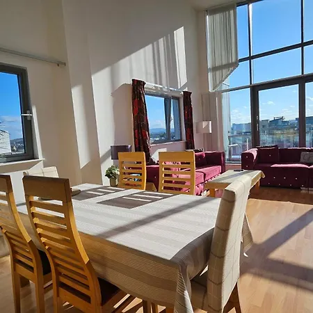 Penthouse Ocean View Luxury Penthouse Lejlighed *