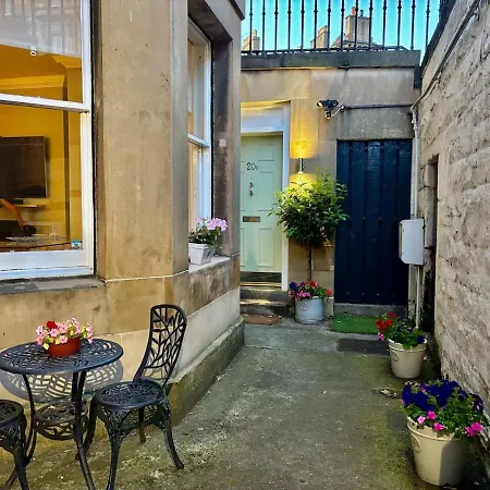 Edinburgh, Near Dean Village, Luxury Art Garden شقة إدنبرة
