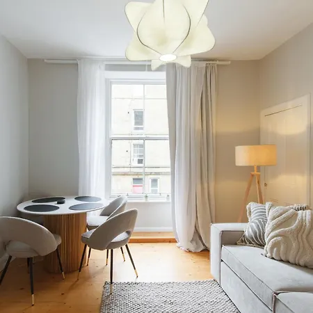 Sublime 1bd Retreat Near Centre Apartment *