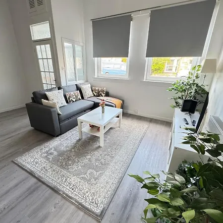 Spacious 2br By Portobello 에든버러