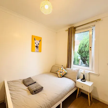 Apartamento Murrayfield Maindoor Flat With Free Parking And Great Public Transports Link