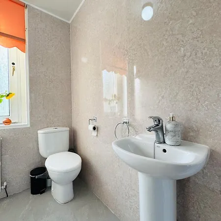 Murrayfield Maindoor Flat With Free Parking And Great Public Transports Link Apartamento