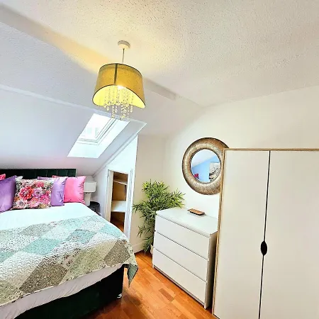 Sensational At South Bridge *