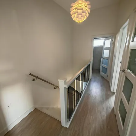 Дом отдыха Cozy Corner 2 Bedroom House