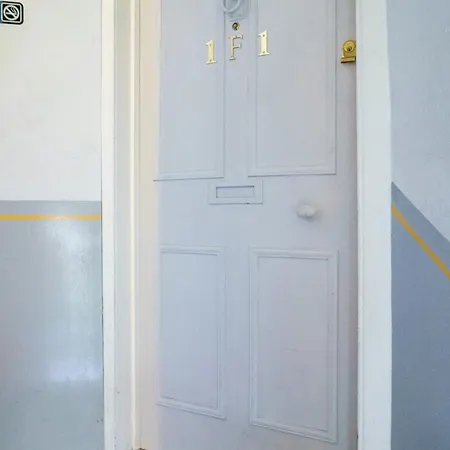 Chic 1bd Flat - Wviews Of Castle! Εδιμβούργο