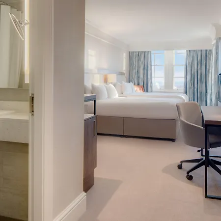 Hilton Carlton מלון אדינבורו