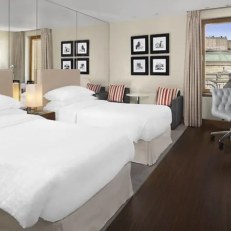 Sheraton Grand & Ξενοδοχείο Εδιμβούργο