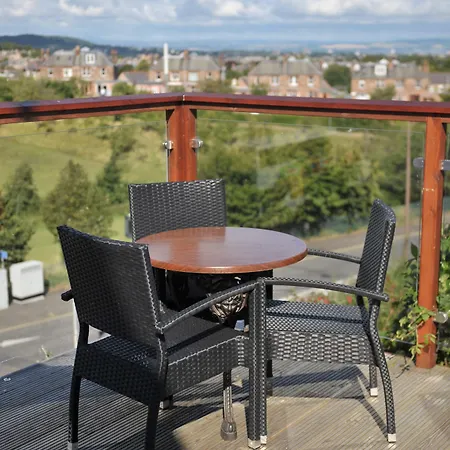 Braid Hills Hotel 3*