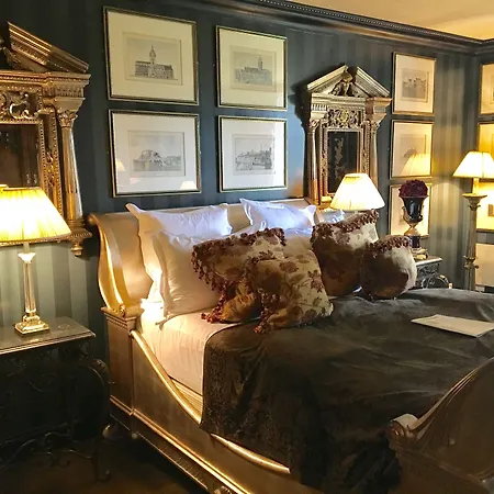 Prestonfield House מלון 5*
