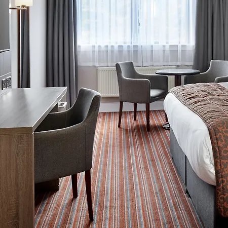 Leonardo Murrayfield Edynburg