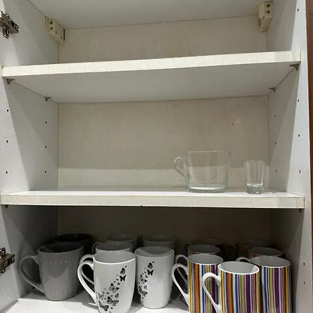 Centre Ground Floor 3 Bedroom *