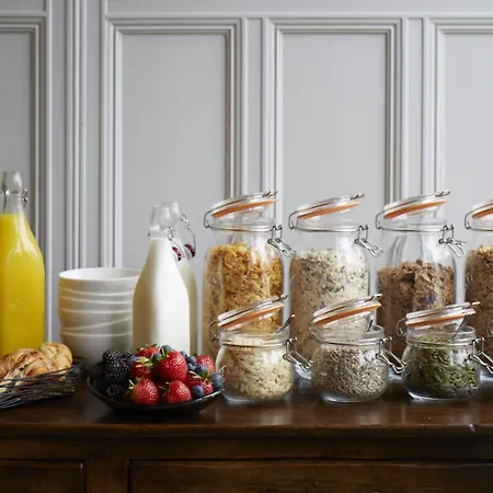 The Roseate - Small Luxury Of The World Hotel