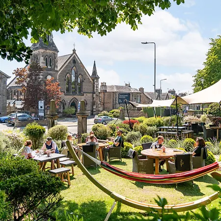 Hotel The Roseate - Small Luxury Of The World 5*